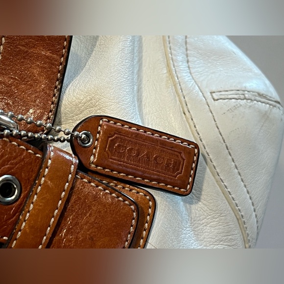 Vintage Coach 9636 Leather Soho Hamptons Satchel brown trim, buckles, tag - Picture 3 of 15